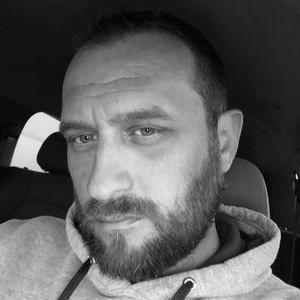 Meet your Posher, Brian